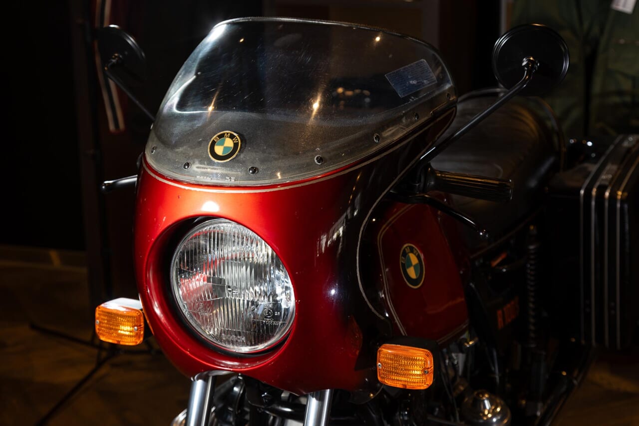 BMW Motorrad｜R100S｜カウル｜正規ディーラーだからこそ対応したい、伝えたい。往年の名車も販売、修理対応する光岡自動車