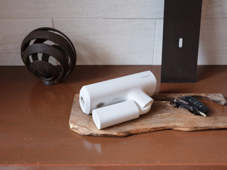 準備わずか1分! 業界最小/最軽量の「ポケッタブル高圧洗浄機」にオシャレな"マットホワイト"が追加|準備わずか1分! 業界最小/最軽量の「ポケッタブル高圧洗浄機」にオシャレな”マットホワイト”が追加