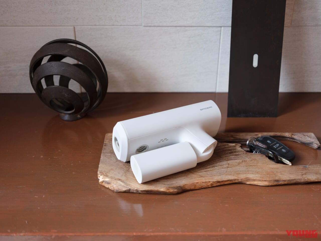 準備わずか1分! 業界最小/最軽量の「ポケッタブル高圧洗浄機」にオシャレな"マットホワイト"が追加|準備わずか1分! 業界最小/最軽量の「ポケッタブル高圧洗浄機」にオシャレな”マットホワイト”が追加