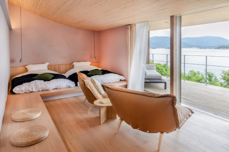 秋の小豆島を愛車で駆ける! 期間限定「オリーブ収穫ステイ」で絶景と旬の恵みを五感で味わおう|秋の小豆島を愛車で駆ける! 期間限定「オリーブ収穫ステイ」で絶景と旬の恵みを五感で味わいつくそう