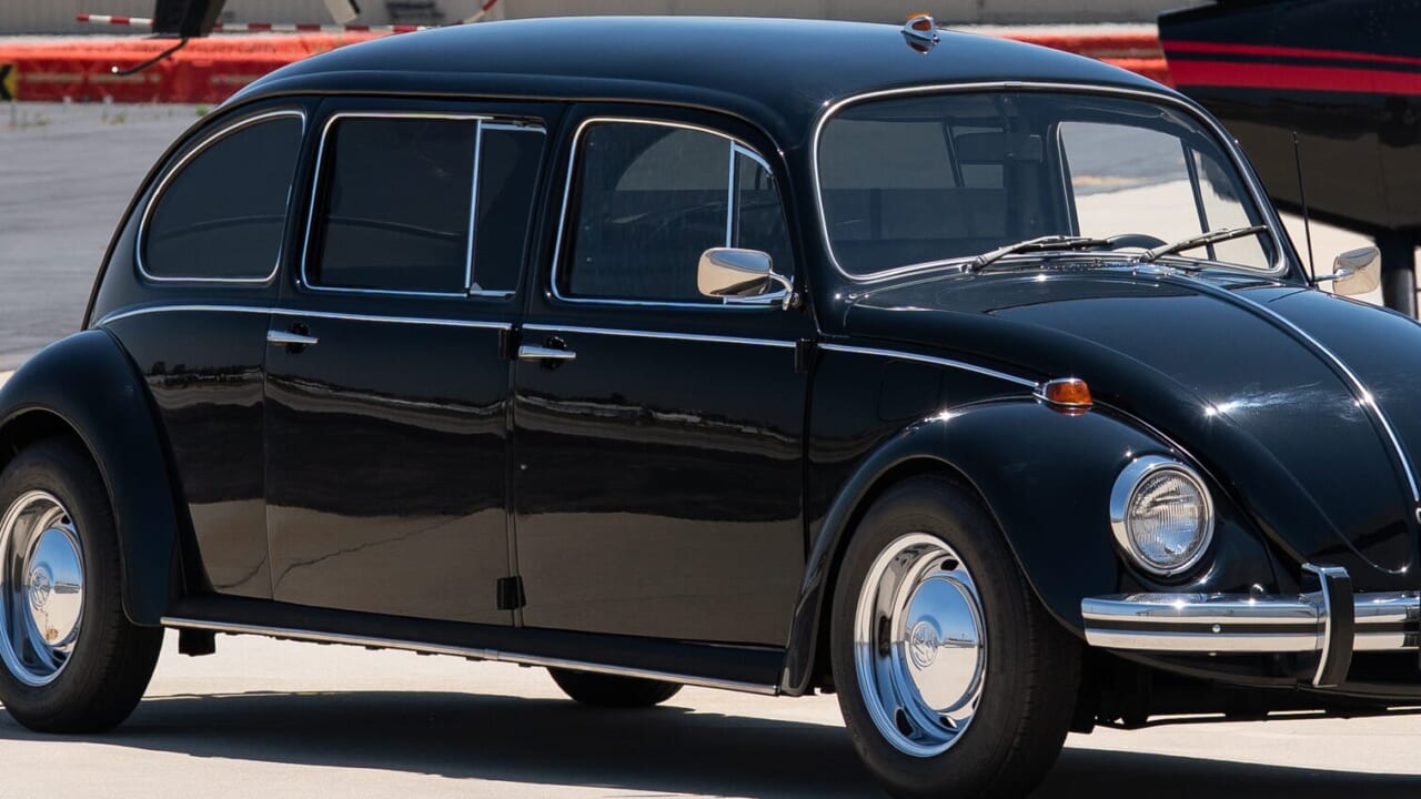 「えっこれがまさかの価格5000万円!? 」ランボルギーニ・ミウラを超える「VWビートル・リムジン」