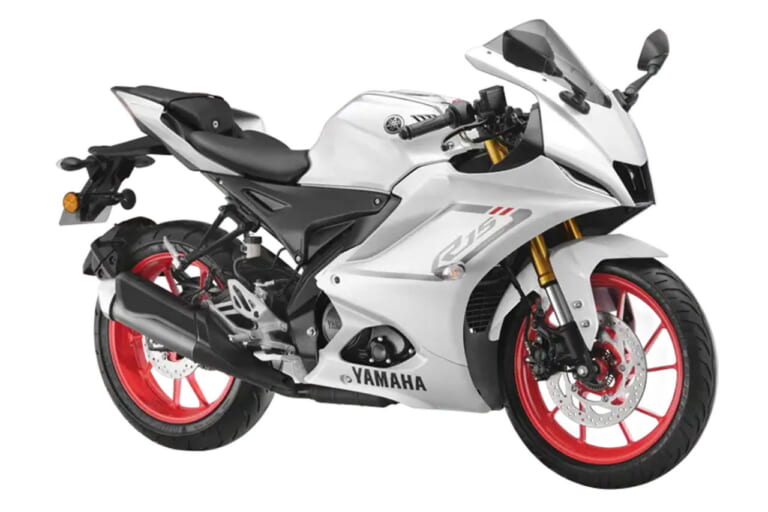 ヤマハ｜YZF-R15｜インド仕様｜2025年のヤマハ「R15 V4」にマジョーラカラー！ ブルー変更、ブラック追加も【海外】