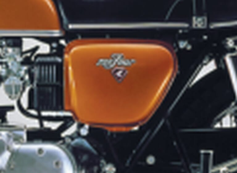 HONDA DREAM CB750FOUR｜改良を重ねながら派生機種を展開：ホンダDREAM CB750FOUR【1969～1977】の系譜
