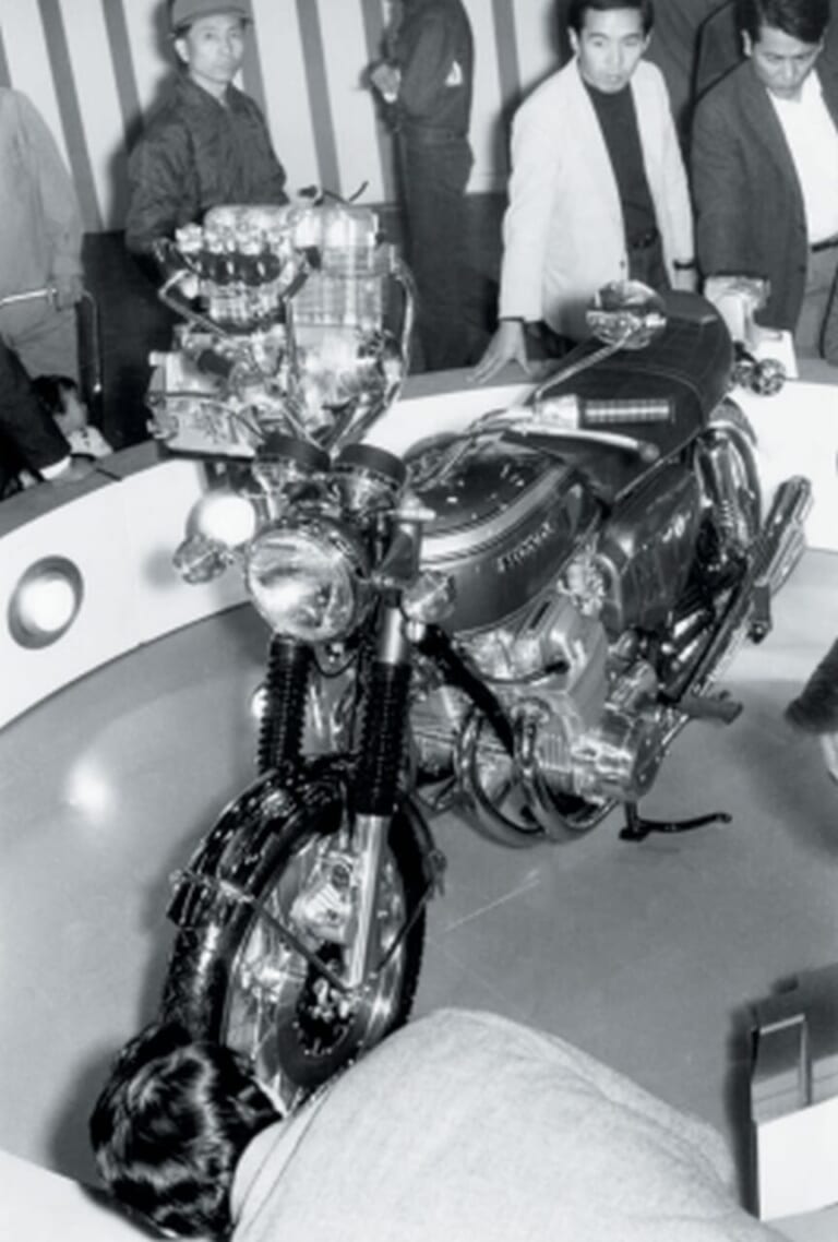 HONDA DREAM CB450｜不世出の名車はいかにして生まれたか：ホンダDREAM CB750FOUR【1969～1977】を巡る歴史