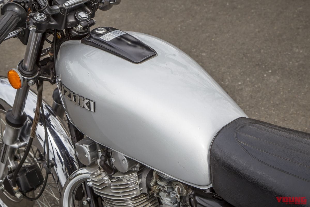 SUZUKI GS400｜時代の転換点に生まれた同社初の4ストツイン：スズキGS400【1976～1980】