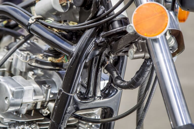 SUZUKI GS400｜妥協なきメカニズムと車体構成：スズキGS400【1976～1980】各部解説