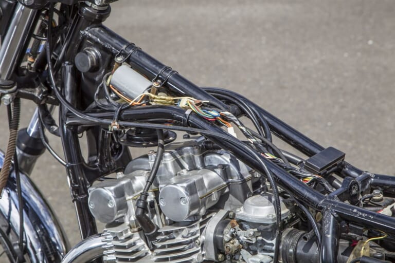 SUZUKI GS400|妥協なきメカニズムと車体構成:スズキGS400【1976~1980】各部解説