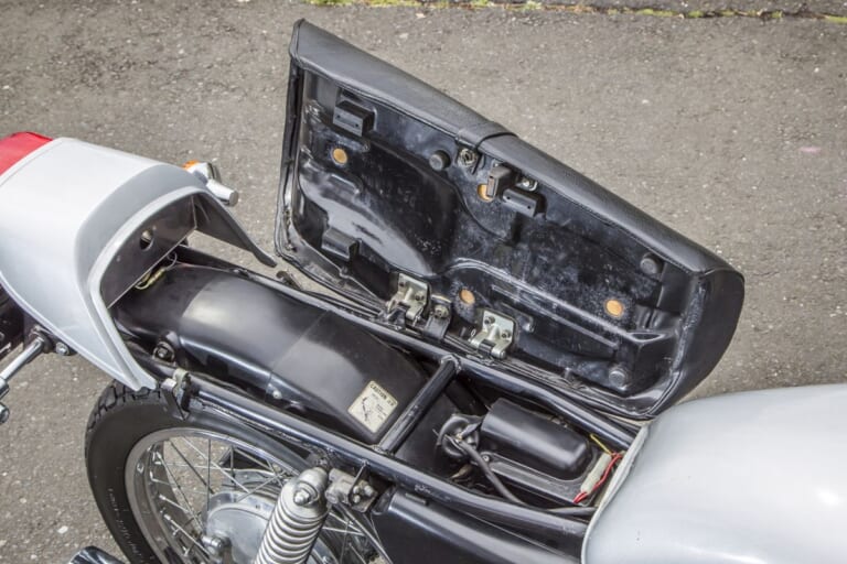 SUZUKI GS400｜妥協なきメカニズムと車体構成：スズキGS400【1976～1980】各部解説