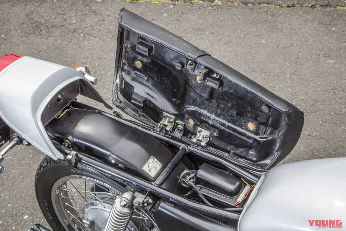 |妥協なきメカニズムと車体構成:スズキGS400【1976~1980】各部解説