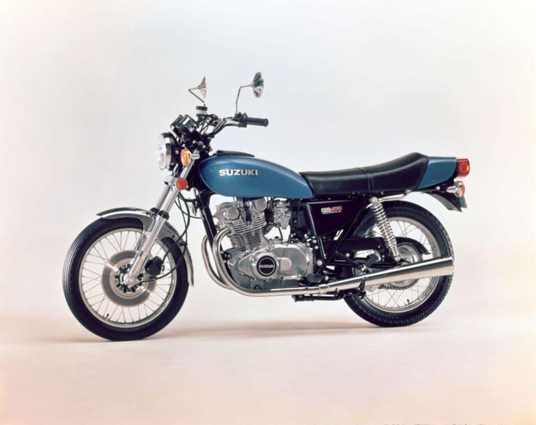 1976 SUZUKI GS400｜世代別に解説! 国産4社の400cc4ストツインの系譜【HAWK-II/GS400/Z400/XS400etc】