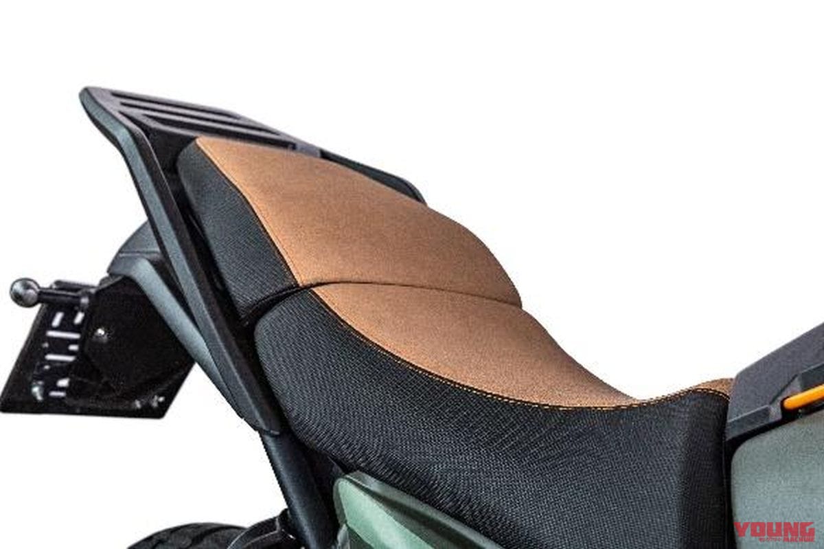 BRIXTON CROSSFIRE STORR|個性派スタイルで冒険へ! ミドルアドベンチャー、ブリクストン「クロスファイア・ストー」日本上陸