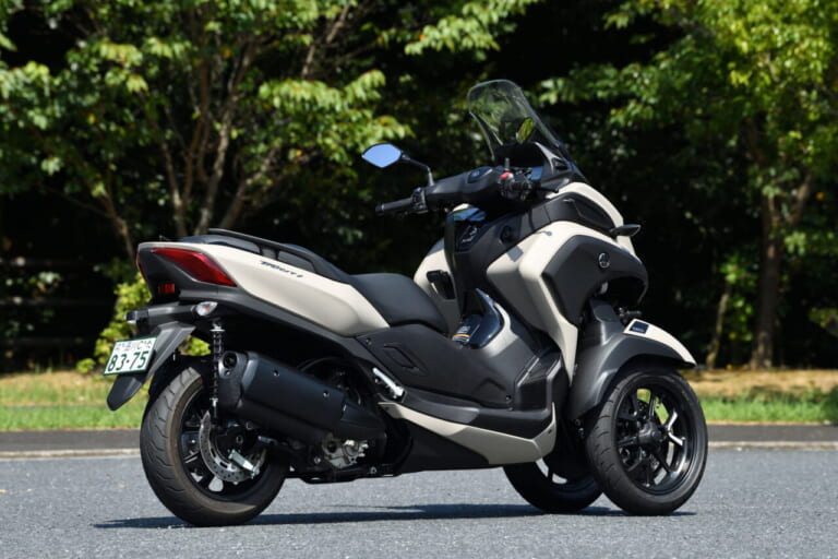 ヤマハ｜トリシティ300｜試乗インプレッション｜【安定感抜群で高速道路もラクラクのオートマ リーニング・マルチ・ホイール】ヤマハ　トリシティ300 2025モデル試乗レポート
