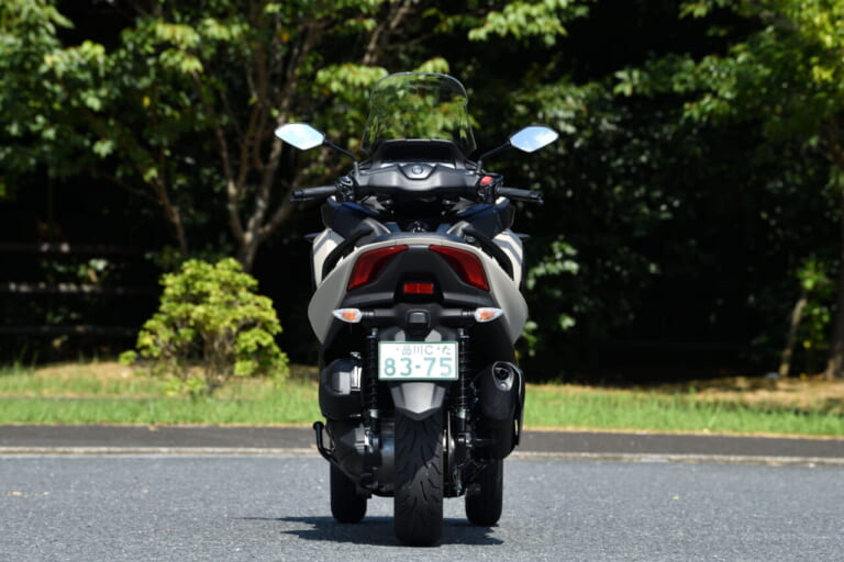 ヤマハ｜トリシティ300｜試乗インプレッション｜【安定感抜群で高速道路もラクラクのオートマ リーニング・マルチ・ホイール】ヤマハ　トリシティ300 2025モデル試乗レポート