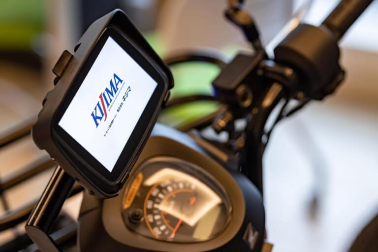 キジマのミニマル設計なバイクモニターがAmazonでセール中