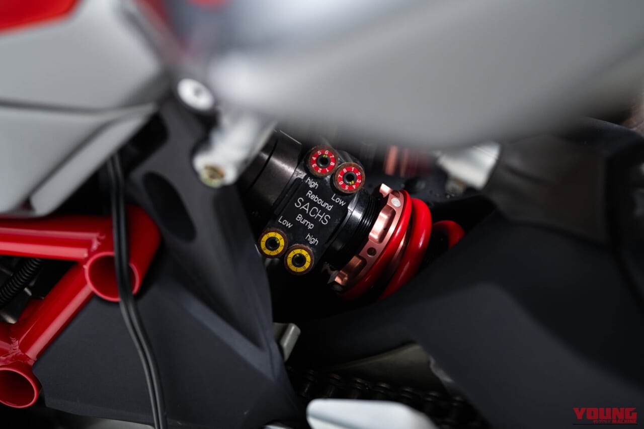 ｜MVアグスタ(MV AGUSTA ) F4【音速の貴公子】アイルトン・セナが愛した限定モデル！「セナ仕様」のプレミア価値