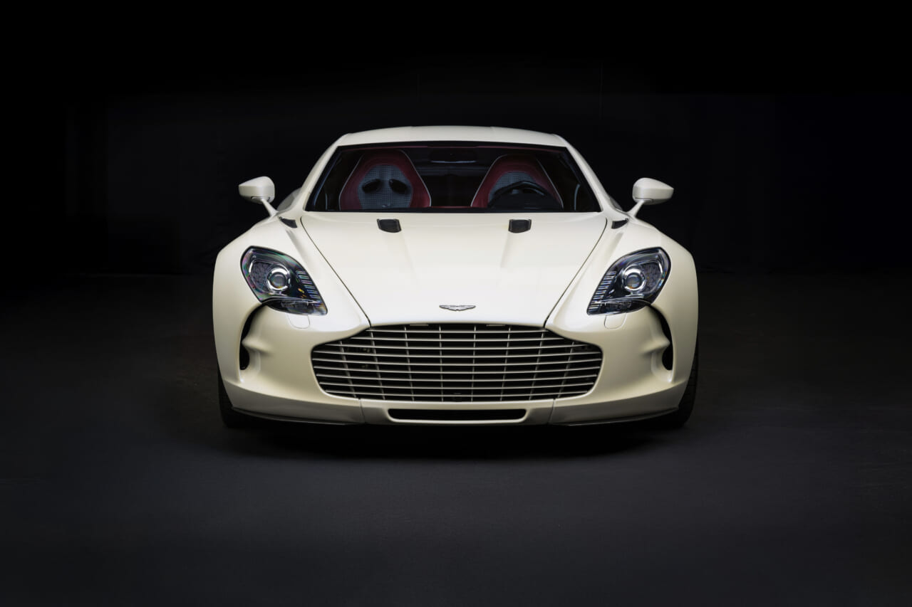 ｜【衝撃】007に選ばれなかったアストンマーティン「One-77」 77台限定スーパーカーの知られざる物語