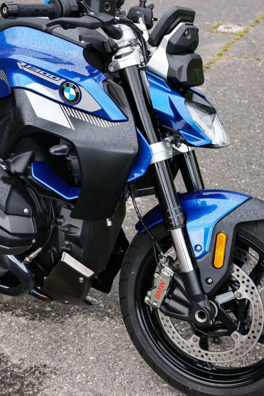 BMW R1300RS/R｜【NEWモデル試乗】BMW R1300RS/R「ともに走りが軽くなった」新型スポーツツアラー＆ロードスター