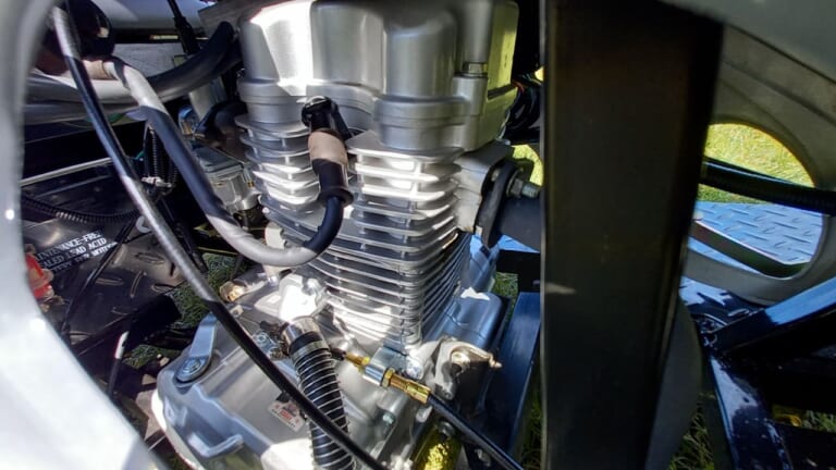 【徹底試乗レビュー】排気量×2だけじゃない! APトライク250が“男ゴコロをくすぐる”ワケ|【徹底試乗レビュー】排気量×2だけじゃない! APトライク250が“男ゴコロをくすぐる”ワケ