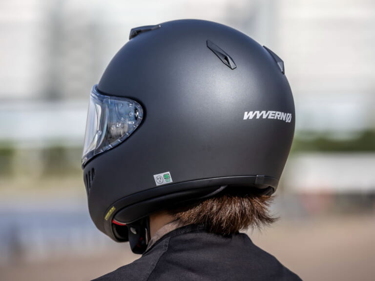 SHOEI|WYVERNØ|待望のSHOEI「ワイバーンØ」発売! ワイバーンIIのユーザーが新旧を実際に使って徹底比較してみた!