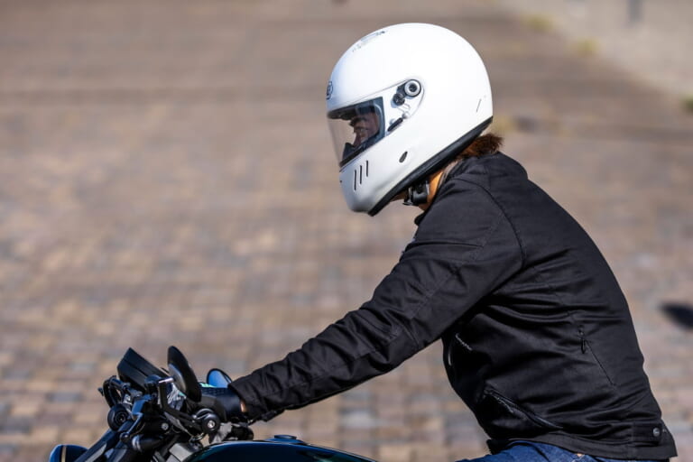 SHOEI|WYVERN II|待望のSHOEI「ワイバーンØ」発売! ワイバーンIIのユーザーが新旧を実際に使って徹底比較してみた!