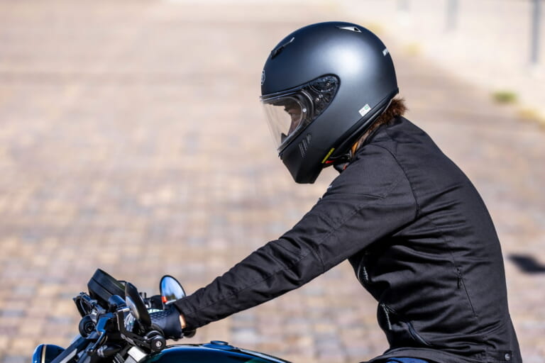 SHOEI|WYVERN Ø|待望のSHOEI「ワイバーンØ」発売! ワイバーンIIのユーザーが新旧を実際に使って徹底比較してみた!