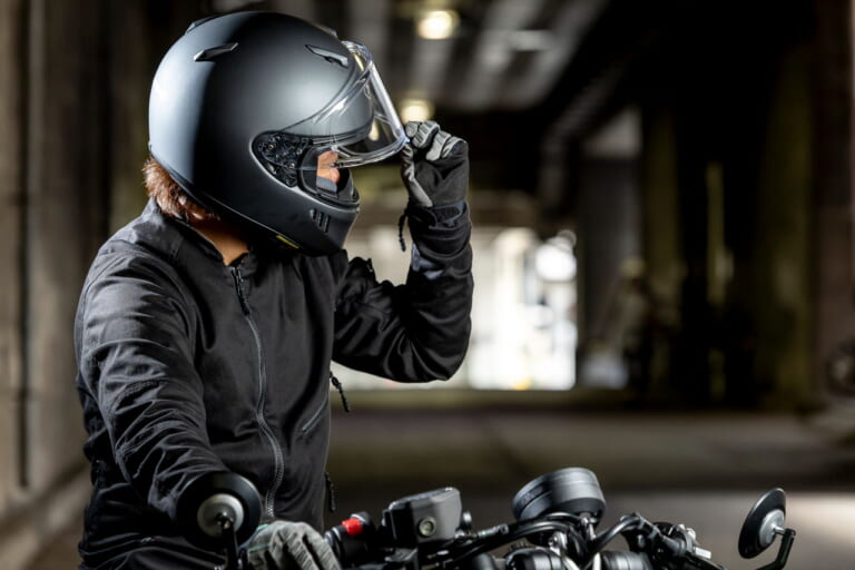 SHOEI|WYVERN Ø|待望のSHOEI「ワイバーンØ」発売! ワイバーンIIのユーザーが新旧を実際に使って徹底比較してみた!