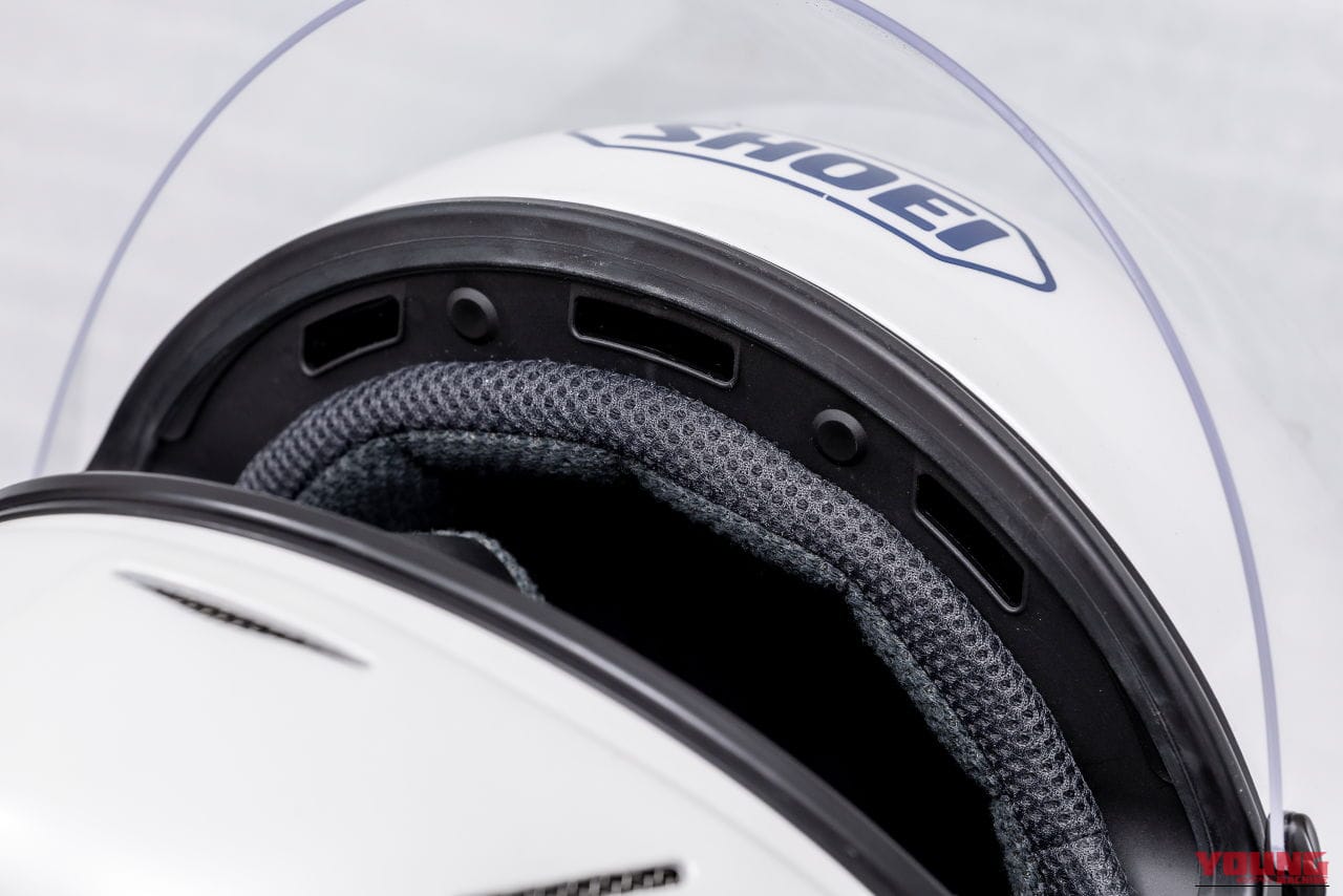 |待望のSHOEI「ワイバーンØ」発売! ワイバーンIIのユーザーが新旧を実際に使って徹底比較してみた!