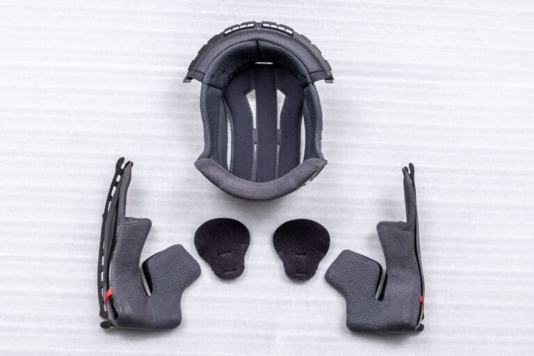 SHOEI|WYVERN Ø|待望のSHOEI「ワイバーンØ」発売! ワイバーンIIのユーザーが新旧を実際に使って徹底比較してみた!