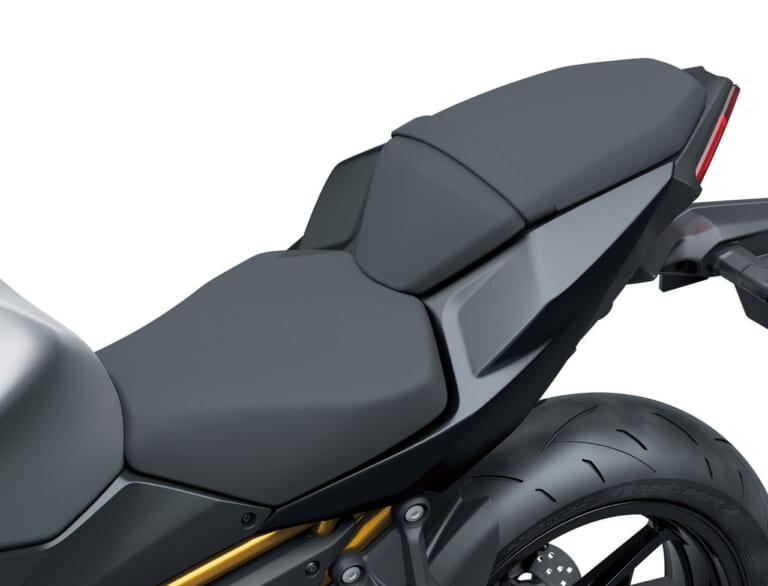 カワサキ｜Z650S｜北米仕様｜2026年モデル｜カワサキ新型「Z650 S」初登場！ 最新3眼ヘッドライト採用、ライディングポジションも最適化【海外】