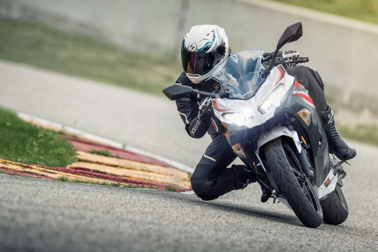 カワサキ|ニンジャ400|2026年モデル|7か月で早くも次年度モデル! カワサキ「ニンジャ400」2026年型が11月1日発売