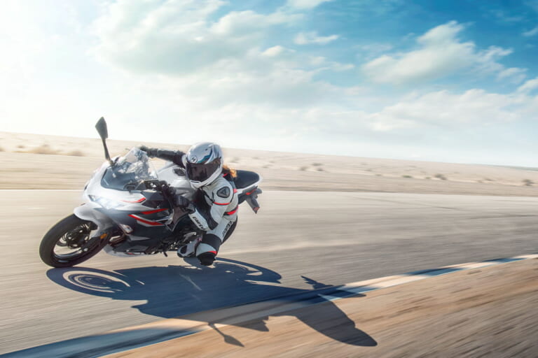 カワサキ|ニンジャ400|2026年モデル|7か月で早くも次年度モデル! カワサキ「ニンジャ400」2026年型が11月1日発売