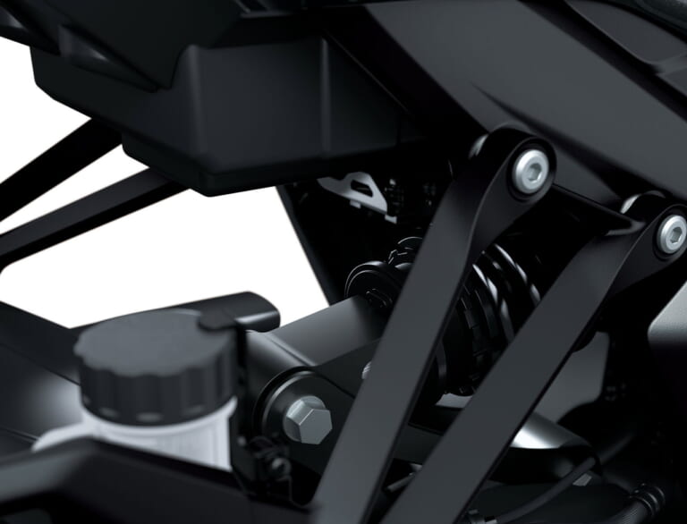 カワサキ｜Z1100｜2026年モデル｜最大排気量の『Z』がモビショーで日本初公開！ カワサキ新型「Z1100」「Z1100 SE」は2026年2月に国内発売へ