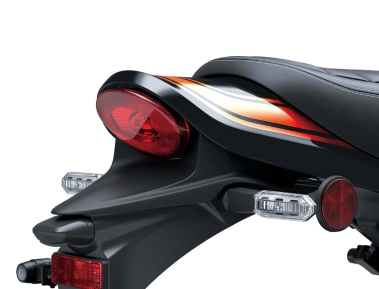 カワサキ｜Z900RS SE｜2026年モデル｜【世界初公開】カワサキ新型「Z900RS」登場！ 火の玉「SE」はドラレコ装備、RSはライポジも変わったが優れたデザインは不変