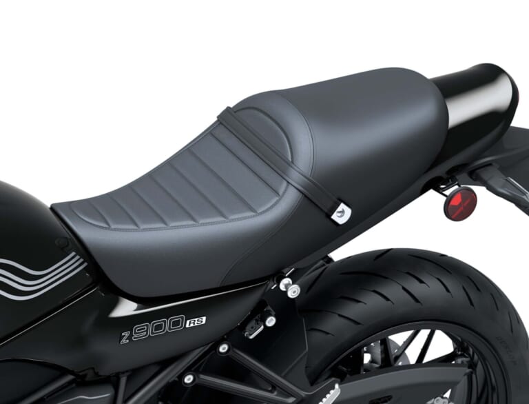 カワサキ|Z900RS カフェ|2026年モデル|【世界初公開】カワサキ新型「Z900RS」登場! 火の玉「SE」はドラレコ装備、RSはライポジも変わったが優れたデザインは不変