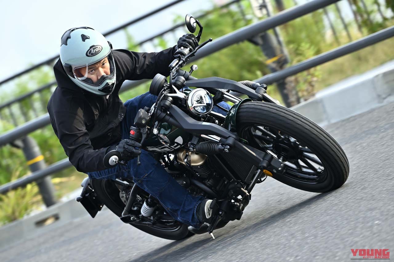 ベンダ｜ナポレオンボブ250｜【日本初上陸】独創デザインの水冷250cc・V型2気筒カスタムクルーザー「BENDA ナポレオンボブ250」試乗インプレッション