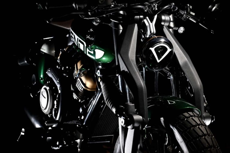 ベンダ|ナポレオンボブ250|【日本初上陸】独創デザインの水冷250cc・V型2気筒カスタムクルーザー「BENDA ナポレオンボブ250」試乗インプレッション