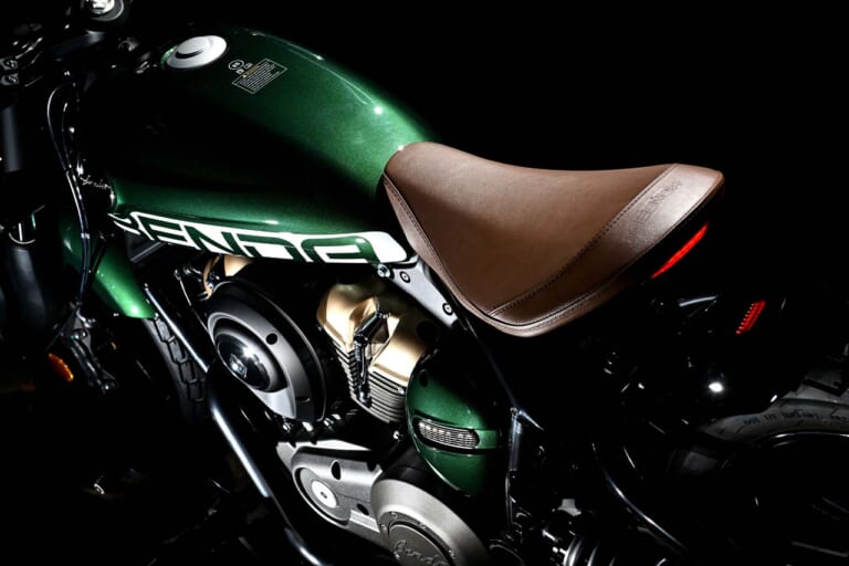 ベンダ|ナポレオンボブ250|【日本初上陸】独創デザインの水冷250cc・V型2気筒カスタムクルーザー「BENDA ナポレオンボブ250」試乗インプレッション
