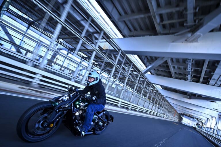 ベンダ｜ナポレオンボブ250｜【日本初上陸】独創デザインの水冷250cc・V型2気筒カスタムクルーザー「BENDA ナポレオンボブ250」試乗インプレッション