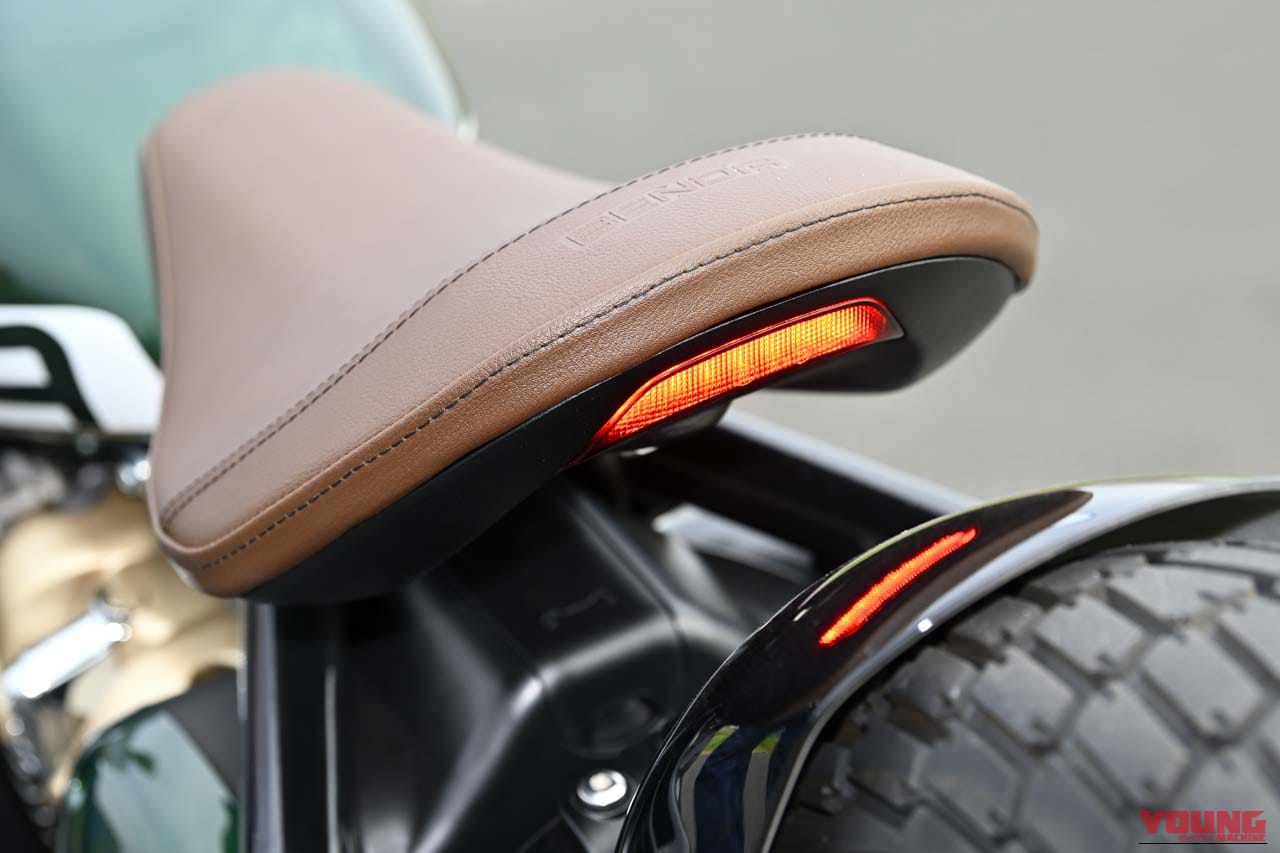 ベンダ｜ナポレオンボブ250｜【日本初上陸】独創デザインの水冷250cc・V型2気筒カスタムクルーザー「BENDA ナポレオンボブ250」試乗インプレッション