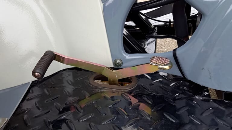 【徹底試乗レビュー】排気量×2だけじゃない! APトライク250が“男ゴコロをくすぐる”ワケ|【徹底試乗レビュー】排気量×2だけじゃない! APトライク250が“男ゴコロをくすぐる”ワケ