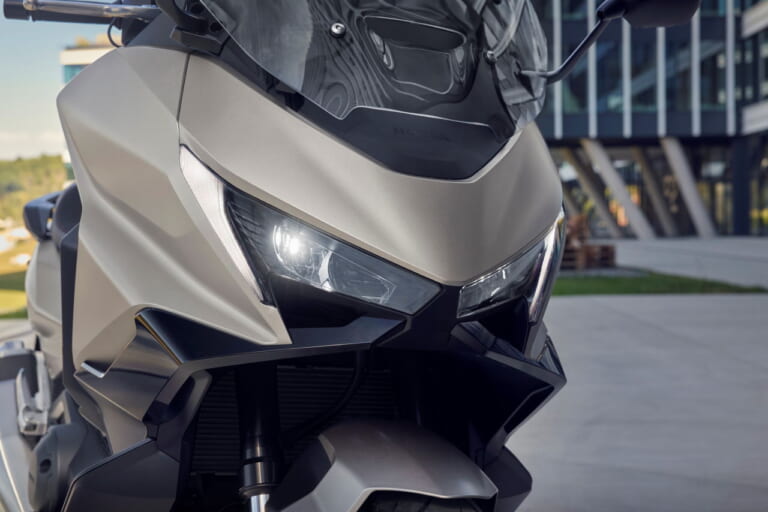ホンダ｜フォルツァ750｜欧州仕様｜2026年モデル｜ホンダが「フォルツァ750」の2026年モデルを発表！ 5インチTFTメーターも搭載するGTコンセプトの大型スクーター