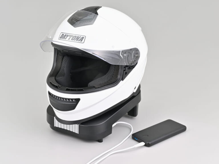 DAYTONA RE:MET TURBO|デイトナのヘルメット消臭器が超進化! 「RE:MET TURBO」は乾燥力が旧モデルの2.3倍だ!!