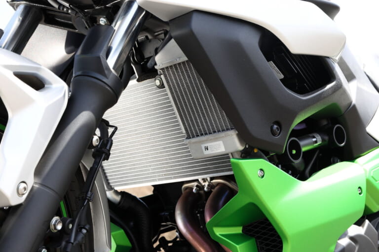 カワサキ|Z7ハイブリッド|試乗インプレッション|丸山浩|最新機能がテンコ盛り! カワサキ「Z7ハイブリッド」試乗インプレッション