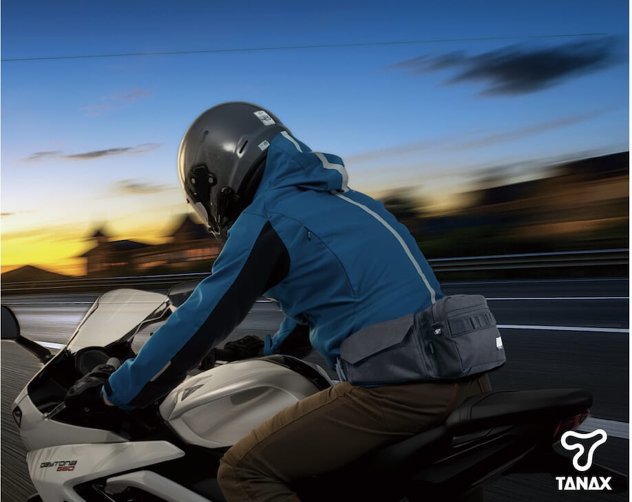 【タナックス】多忙なライダー必見! ショートツーリング専用のボディバッグとホルスターが新登場