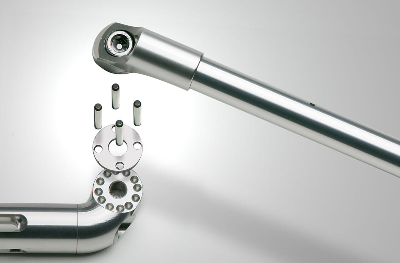 PLOT×AELLAコラボ スズキKATANA可変ハンドル｜PLOT×AELLAコラボ『スズキKATANA可変ハンドル』発売!「これぞ、求めたポジション」