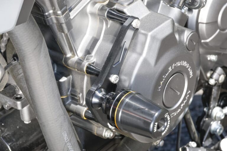 X350用｜エンジンスライダー｜「軽量化の効果、強く実感」強力タッグから生まれた「ハーレーダビットソンX350」軽量サイレンサーが発売