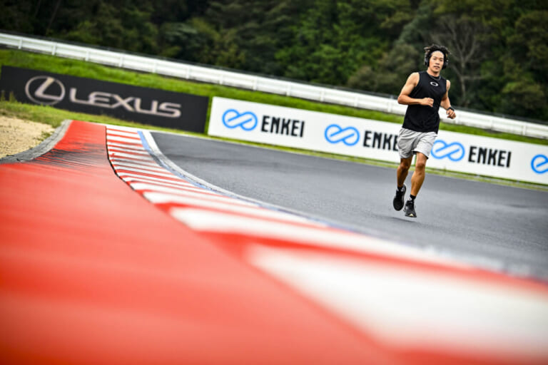 DUNLOP Racing Team with YAHAGI｜長島哲太｜ついに表彰台3位！ みんなの頑張りがカタチになった大きな1歩──ファインダー越しに見た長島哲太×ダンロップの挑戦2025