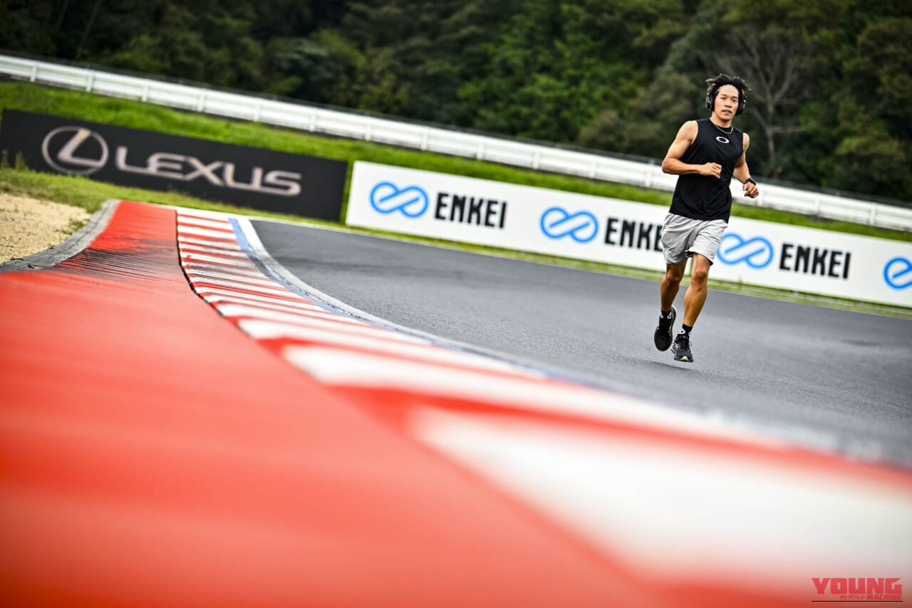 DUNLOP Racing Team with YAHAGI|長島哲太|ついに表彰台3位! みんなの頑張りがカタチになった大きな1歩──ファインダー越しに見た長島哲太×ダンロップの挑戦2025