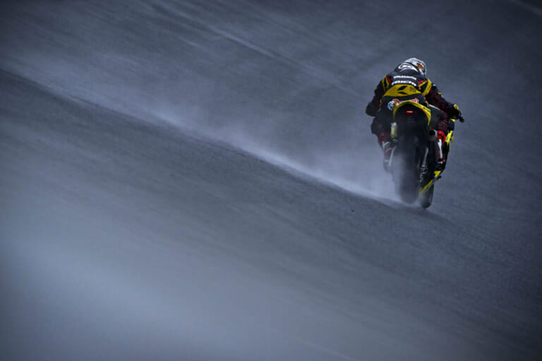 DUNLOP Racing Team with YAHAGI|長島哲太|ついに表彰台3位! みんなの頑張りがカタチになった大きな1歩──ファインダー越しに見た長島哲太×ダンロップの挑戦2025