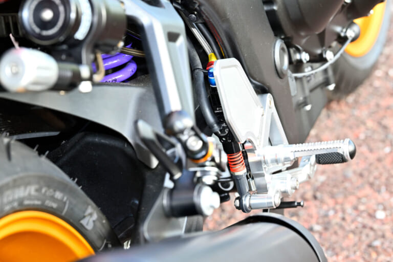 アクティブ|CB1000F|カスタム|ボルドールカラーのCB1000F!! アクティブから自社パーツで勝負のカスタム車が早くも登場